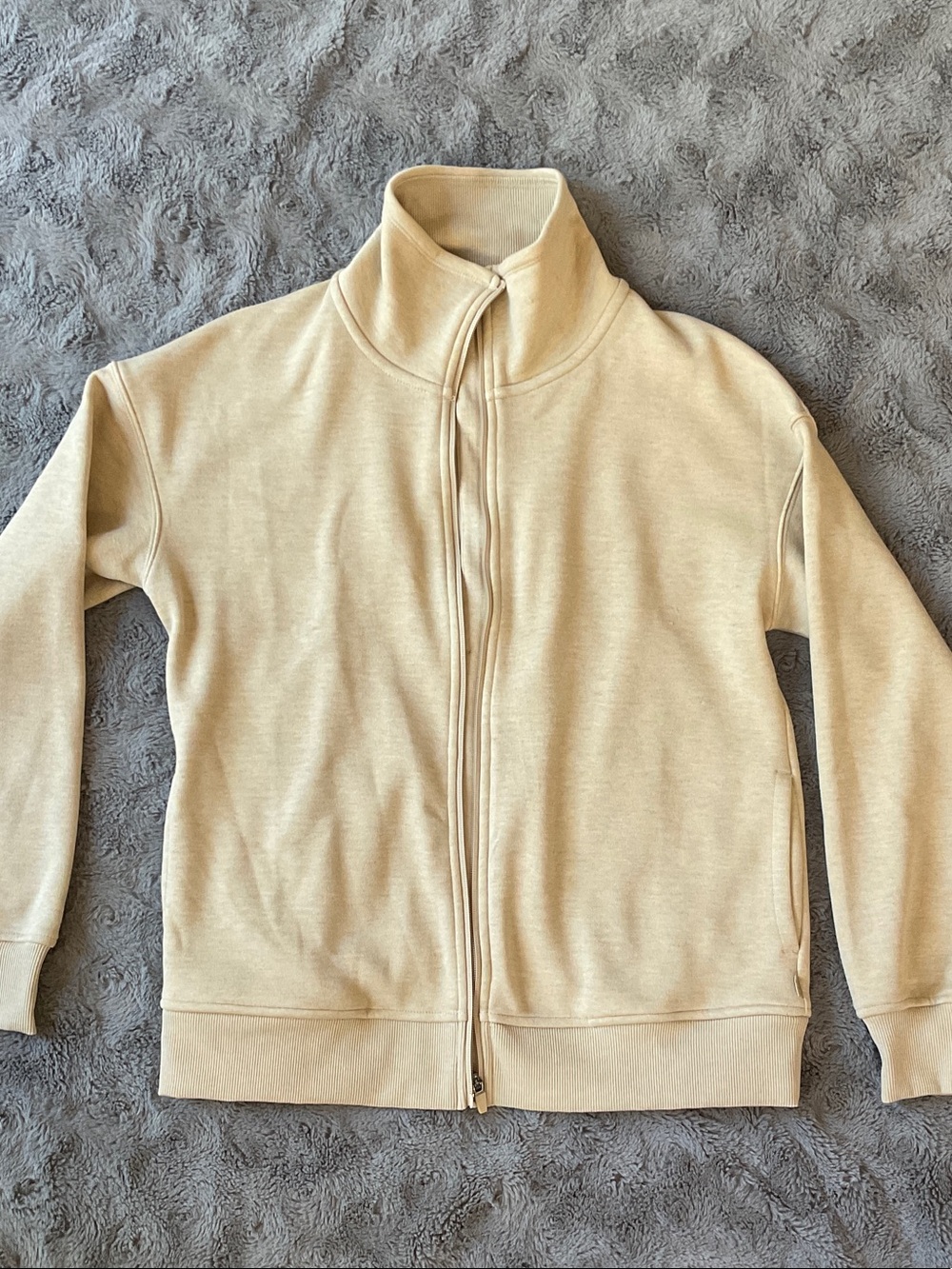 Mondetta Cream Full-Zip Turtleneck Sweater